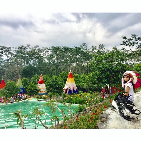 Pertunjukan tari tradisional
