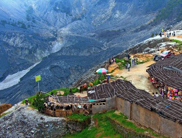Keindahan alam Tangkuban Perahu