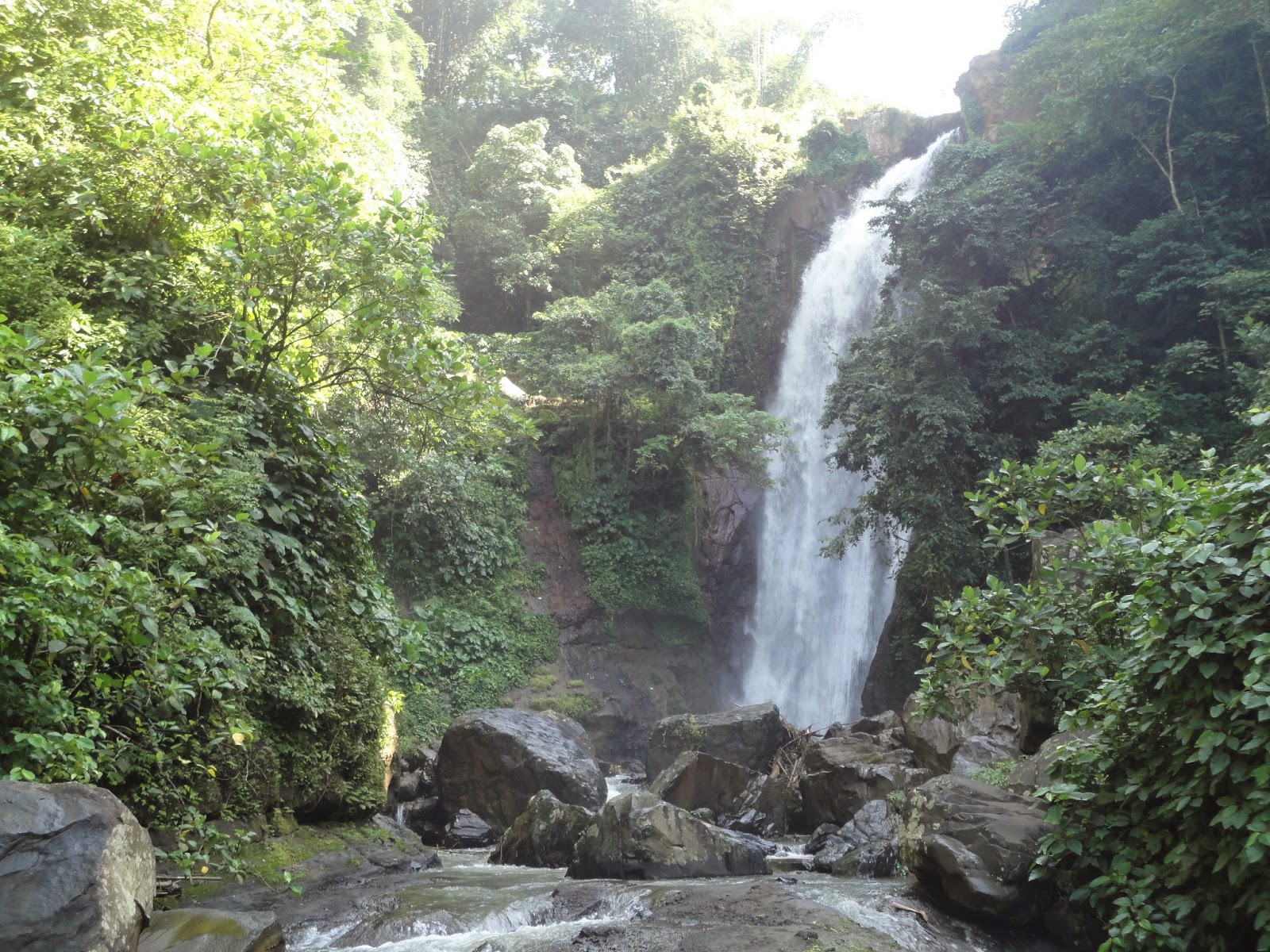 Gambar Air Terjun Antrokan Tanggul Jember Indonesia