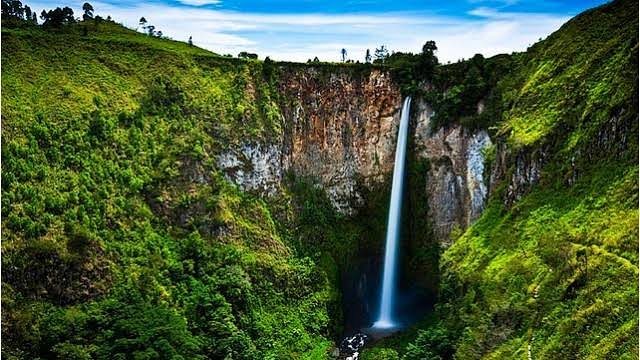 Air Terjun Sigura Gura