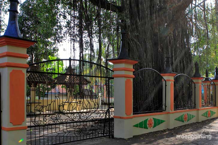 Fasilitas di Pemandian Kalibacin Banyumas