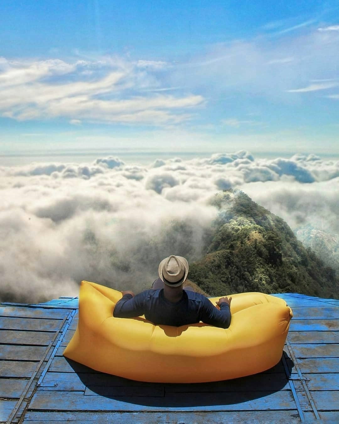 Harga Tiket Masuk dan Lokasi Puncak Gunung Telomoyo Terbaru
