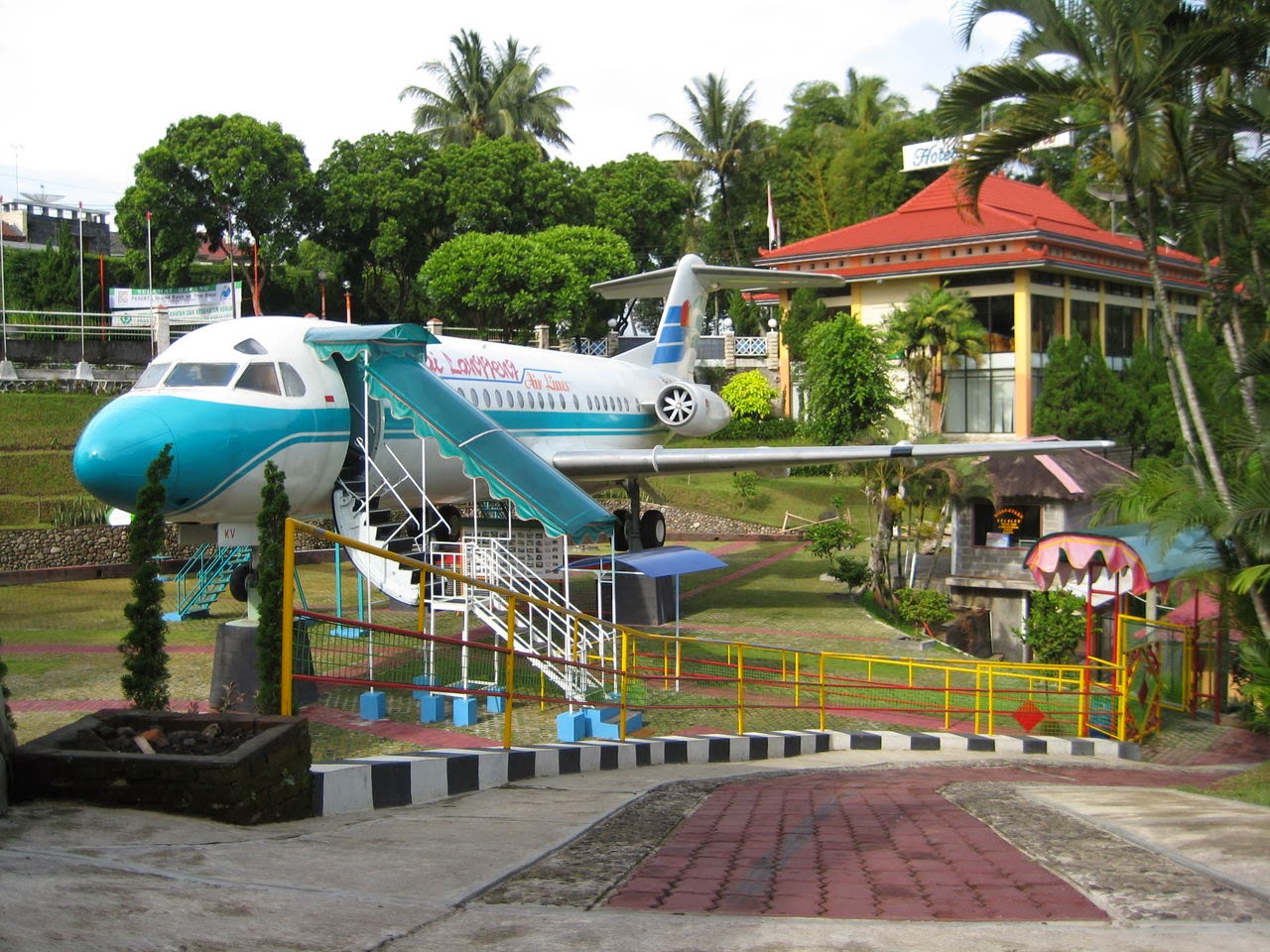 Patung GWK di Taman Kyai Langgeng