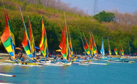 Pantai Pasir Putih Situbondo