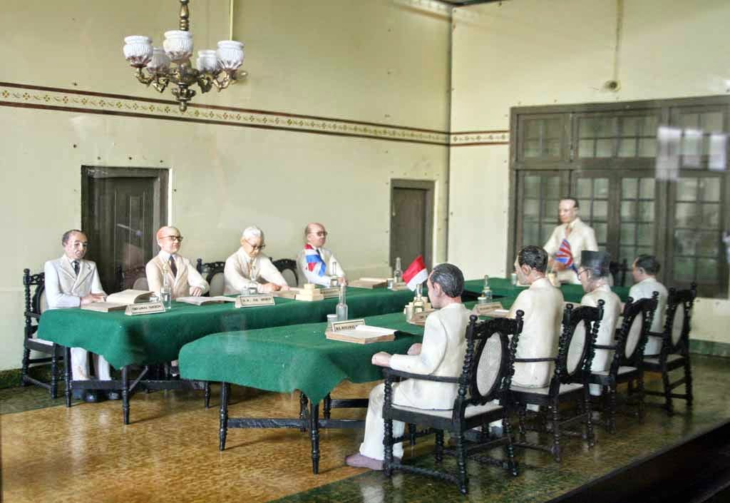 Miniatur Diorama Gedung Perundingan Linggarjati