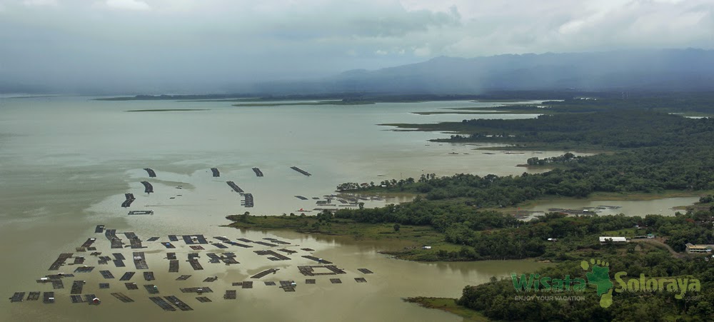Waduk Gajah Mungkur Wonogiri, Danau yang membendung Sungai Bengawan