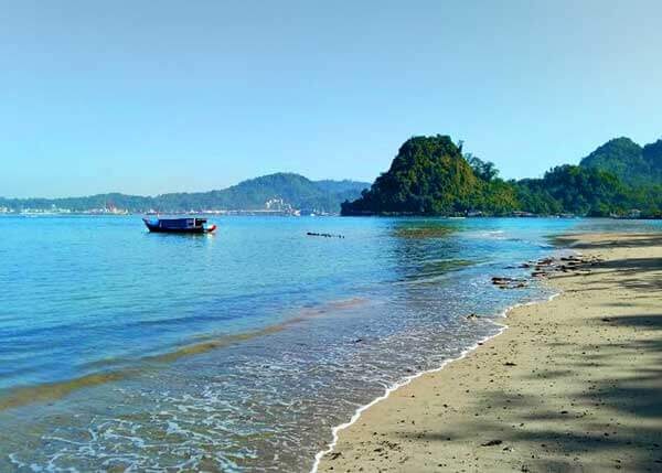Pantai Nirwana Kota Padang