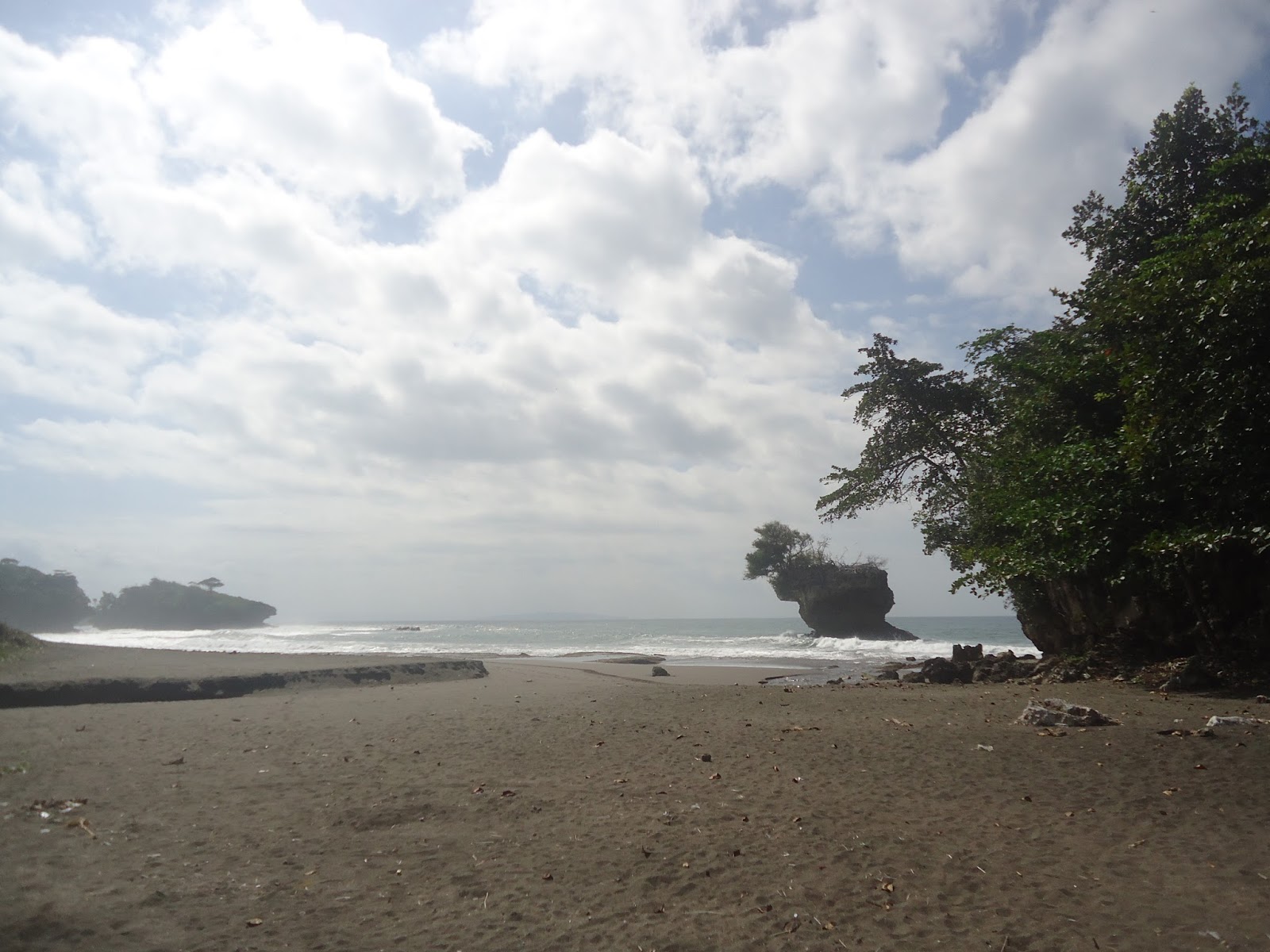 Pantai Madasari Pangandaran - Green Santirah