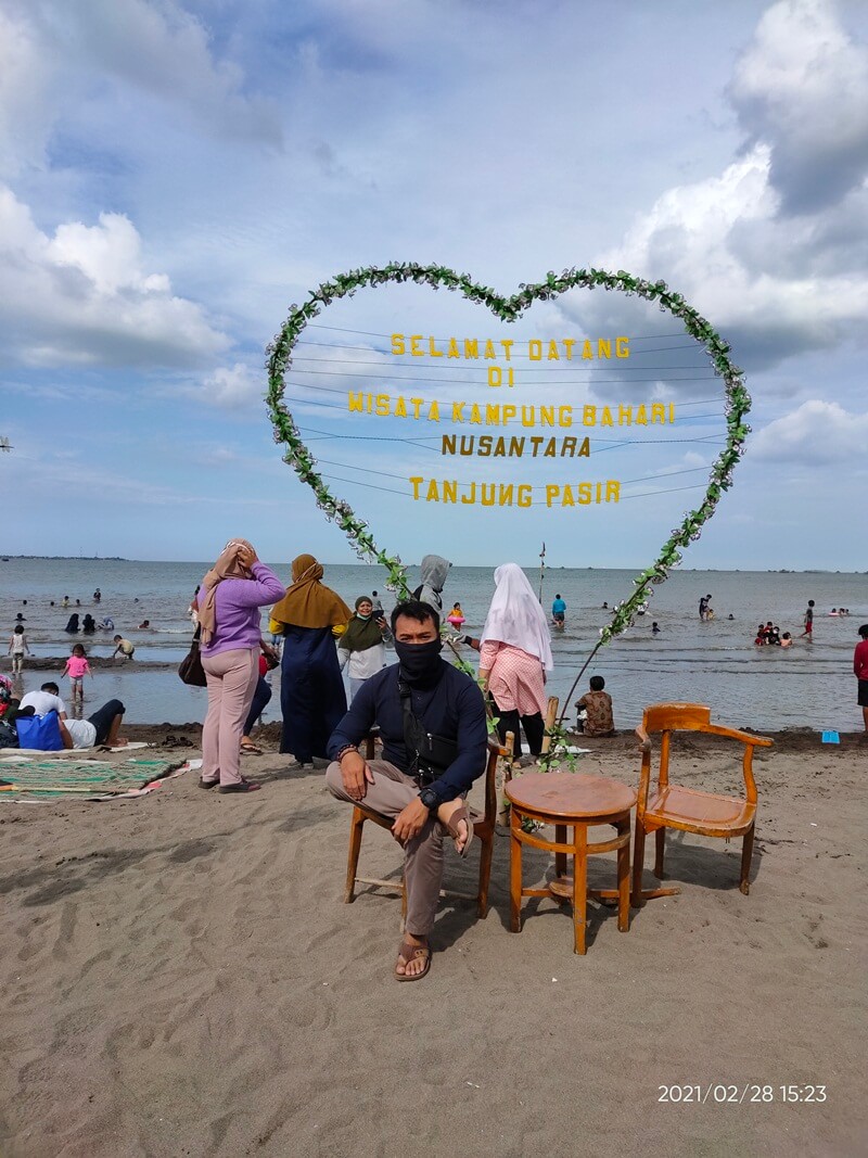 Foto Indah Pantai Tanjung Pasir