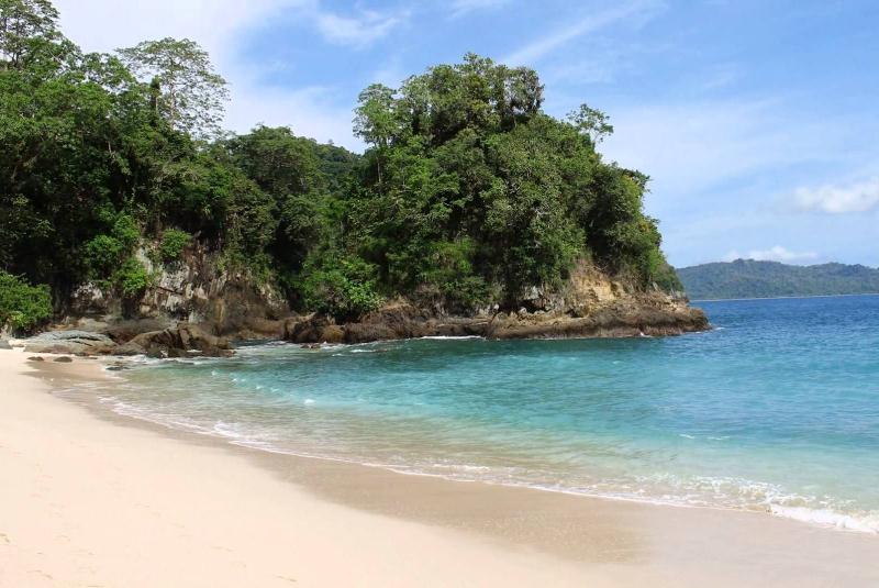 Pantai Kali Kencana