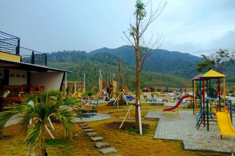 Sungai kecil di Bukit Pasir Gibug Penanggapan