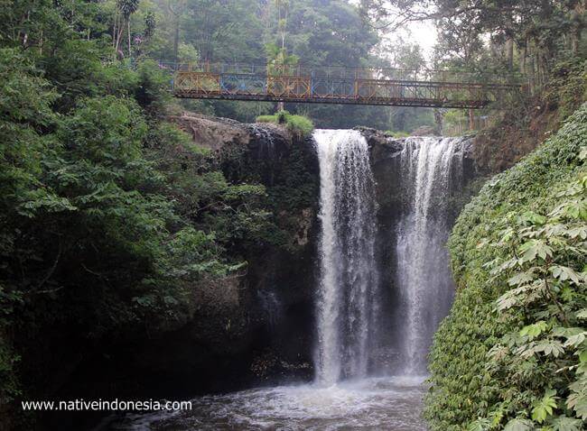 Curug Omas