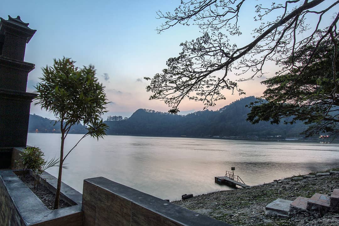 Dermaga Telaga Ngebel