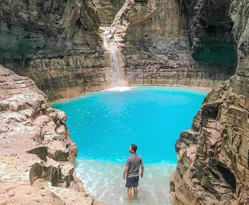 fasilitas air terjun waimarang