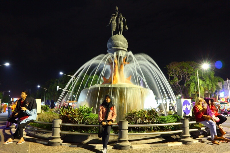 Alun Alun Cilacap, Ruang Publik Yang Bercahaya Di Malam Hari