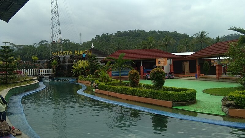 Wisata Buken