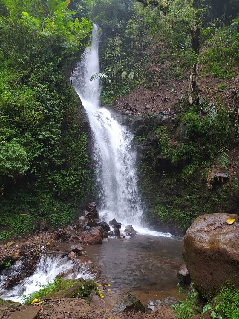 Curug Cisurian