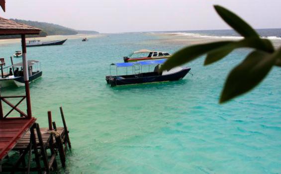Wisata Romantis di Maratua