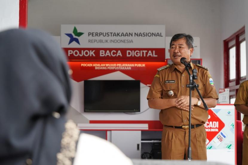 Pojok Baca Digital di Teras Cimanuk Garut