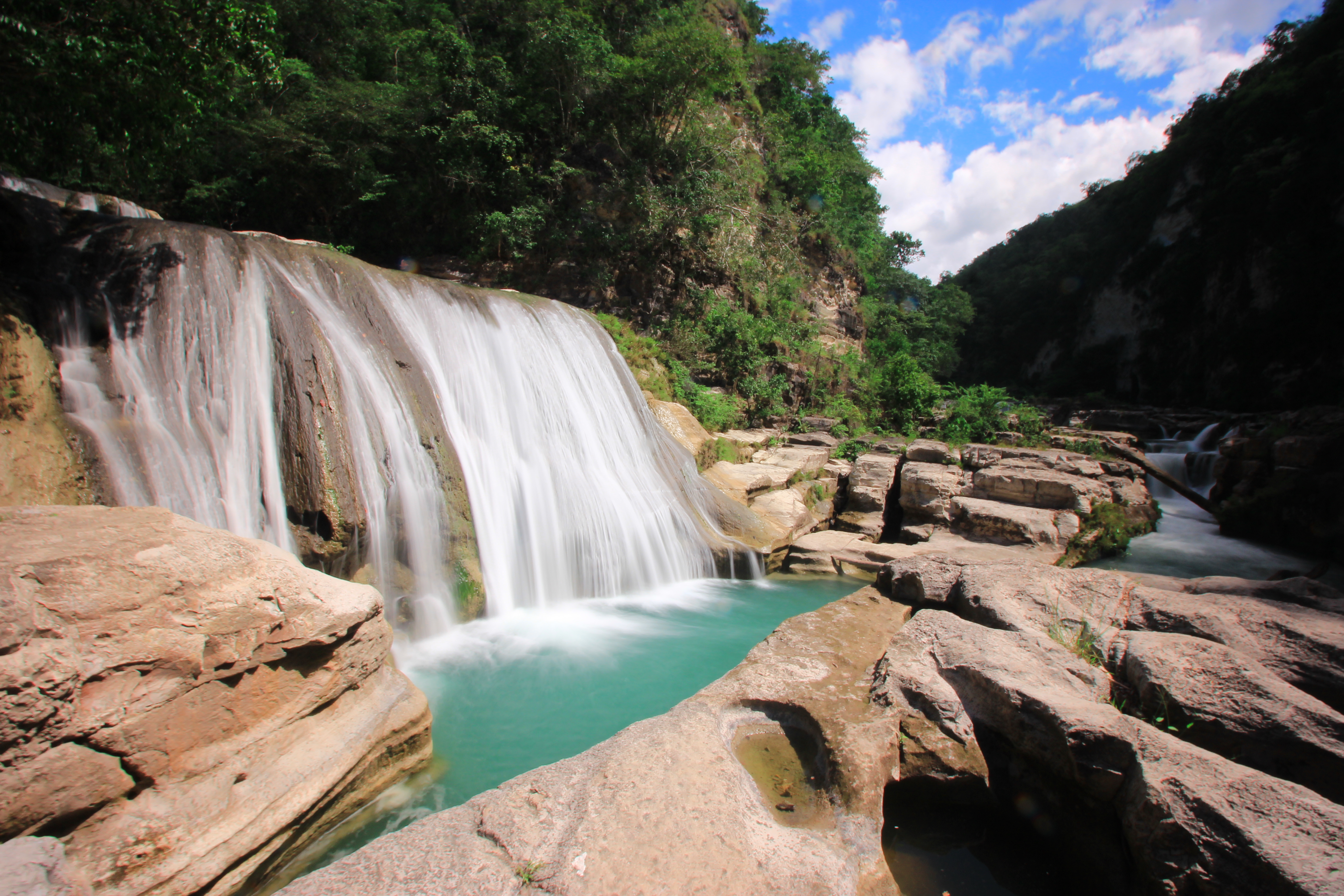 Air Terjun Lapopu