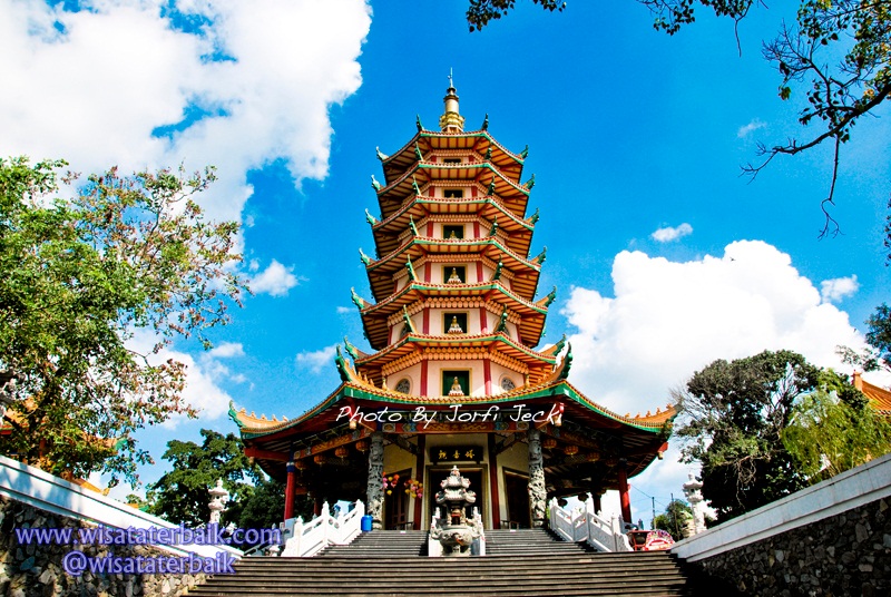 Vihara Buddhagaya Watugong, Wisata Rohani Terbaik di Semarang wisata sejarah terbaik di semarang vihara buddhagaya watugong Vihara Buddhagaya Watugong, Wisata Rohani Terbaik di Semarang