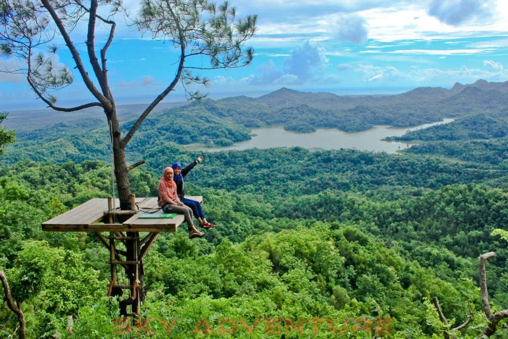 daya tarik desa wisata kalibiru