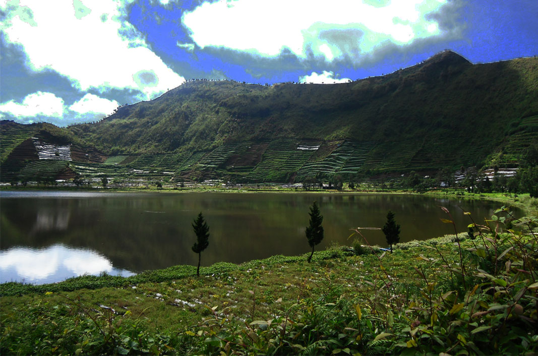 Wisata Alam Telaga Merdada