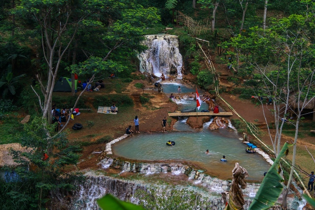 Fasilitas Curug Cipanas Nagrak