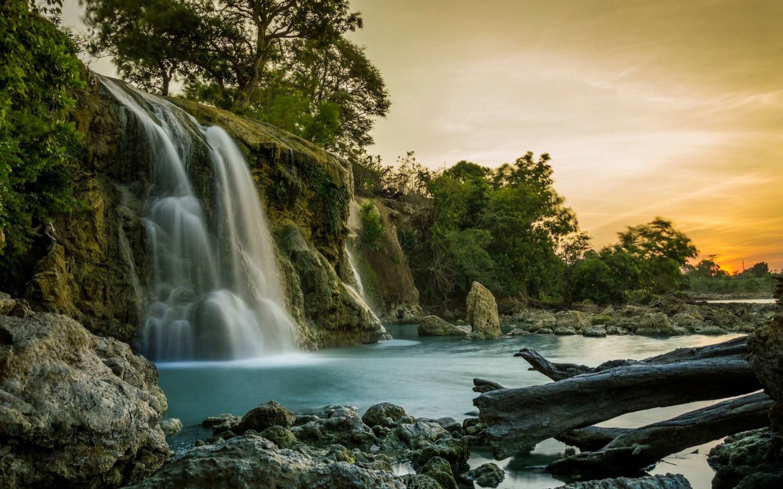 Air Terjun Toroan