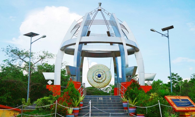 Pulau Liang Ndara