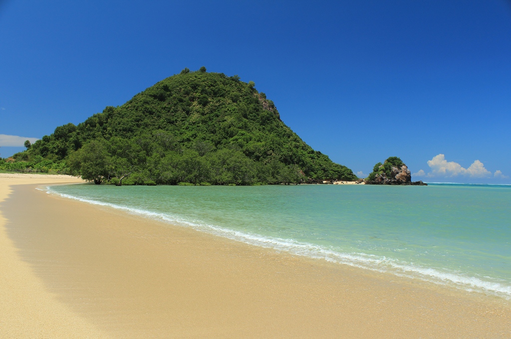 pantai semeti 4