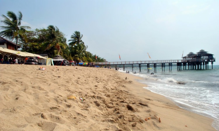 Fasilitas Pantai Anyer