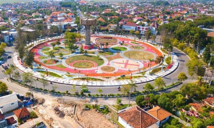 Wisata Alam Gua Gajah