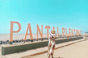 Pantai Plentong